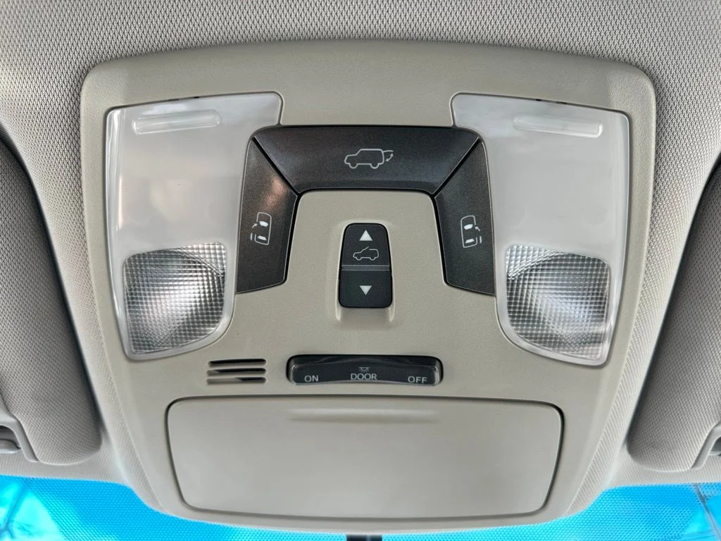 Used 2017 White Toyota XLE image 41