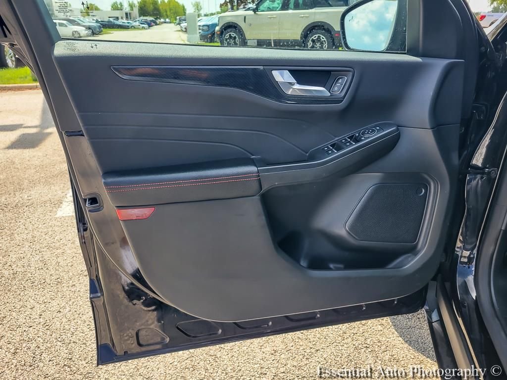 Used 2024 Black Metallic Ford ST-Line image 16