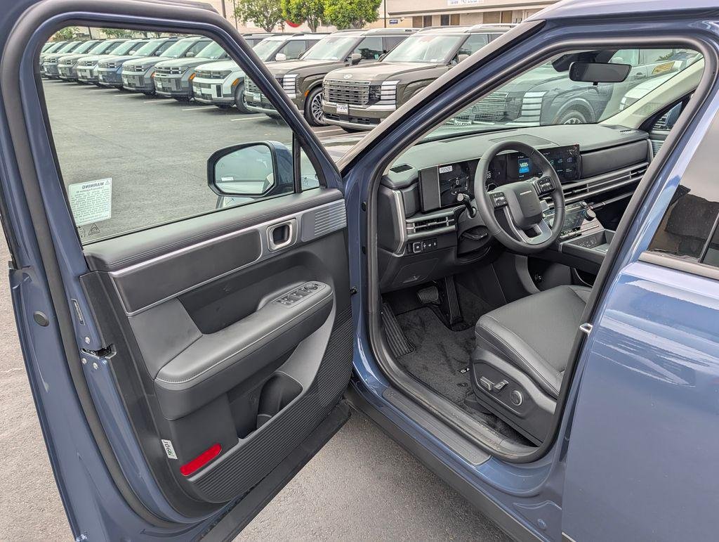 New 2026 Blue Hyundai SEL FWD image 32