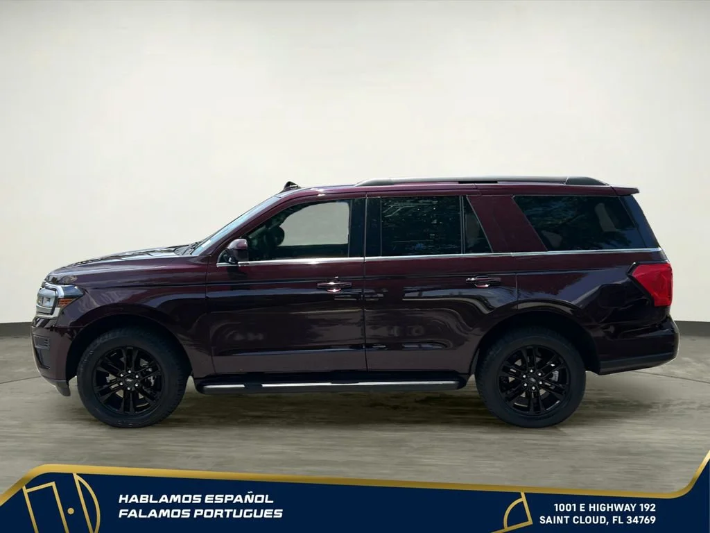Used 2024 Red Ford XLT image 3