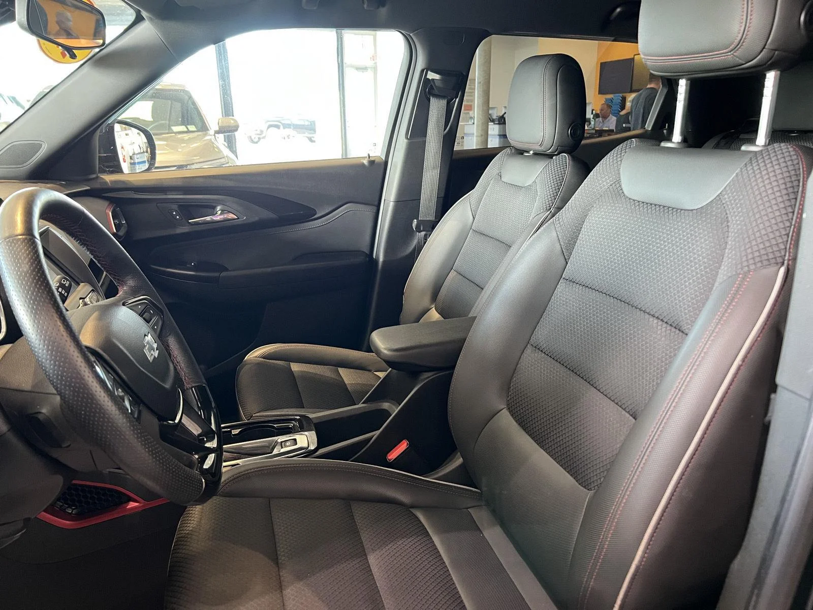 Used 2022 Mosaic Black Metallic Chevrolet RS image 18