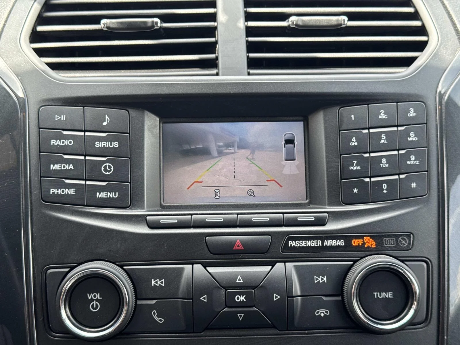 Used 2019 Blue Ford XLT image 25