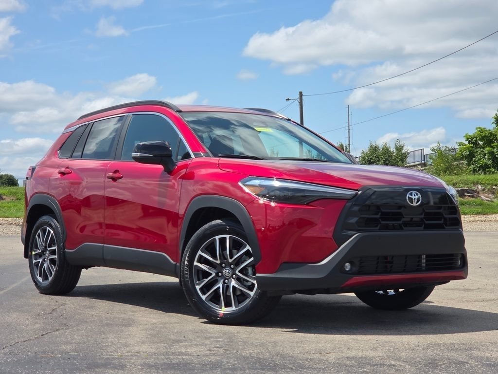 New 2026 Soul Red Crystal Toyota XLE image 2