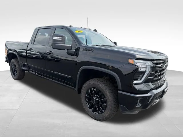 New 2026 Black Chevrolet High Country image 7