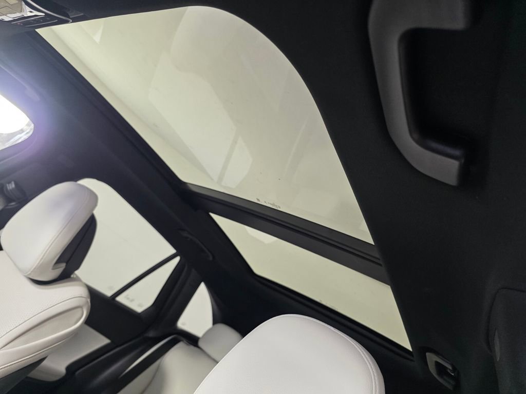 New 2026 MANUFAKTUR exclusive graphite grey magno Mercedes-Benz GLC 300 image 24