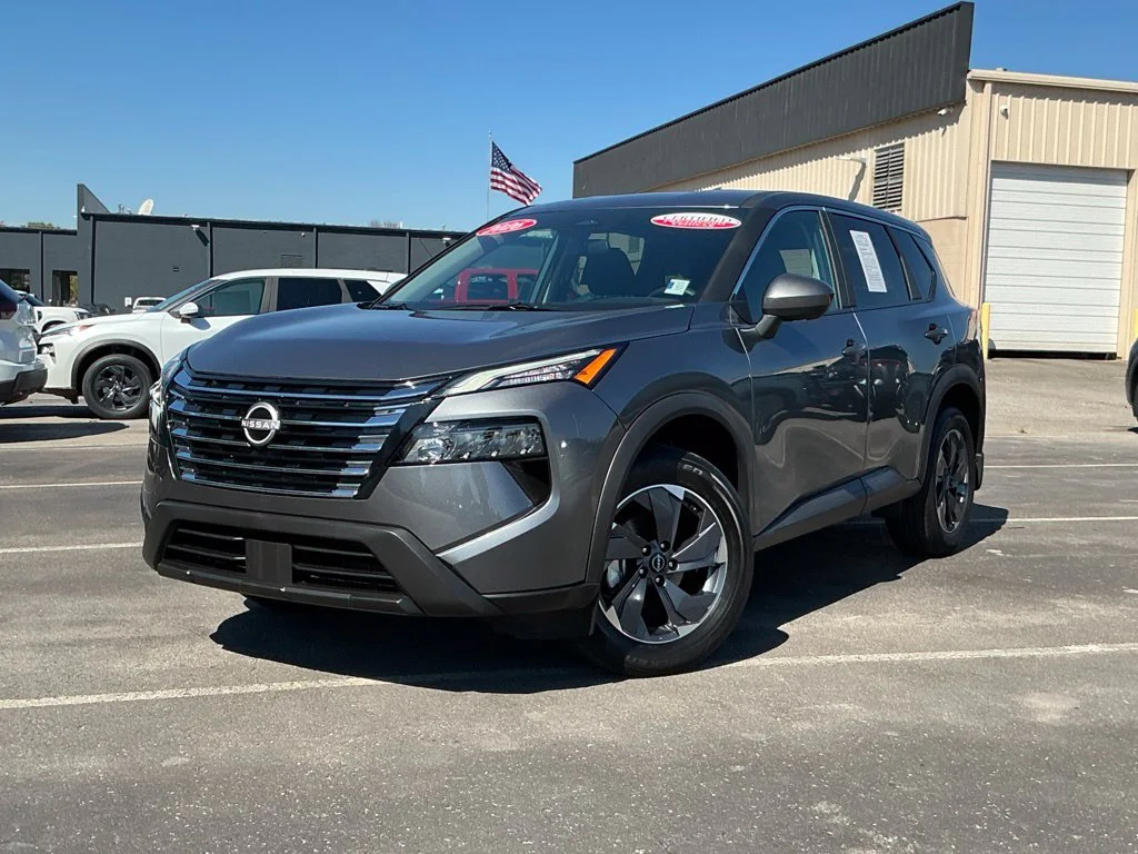 Certified Used 2026 Gun Metallic Nissan SV image 2