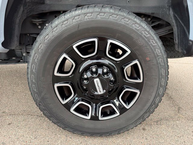 2025 Ford F-350 Super Duty Platinum - Photo 49