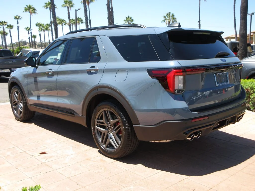 New 2026 Vapor Blue Metallic Ford ST image 2
