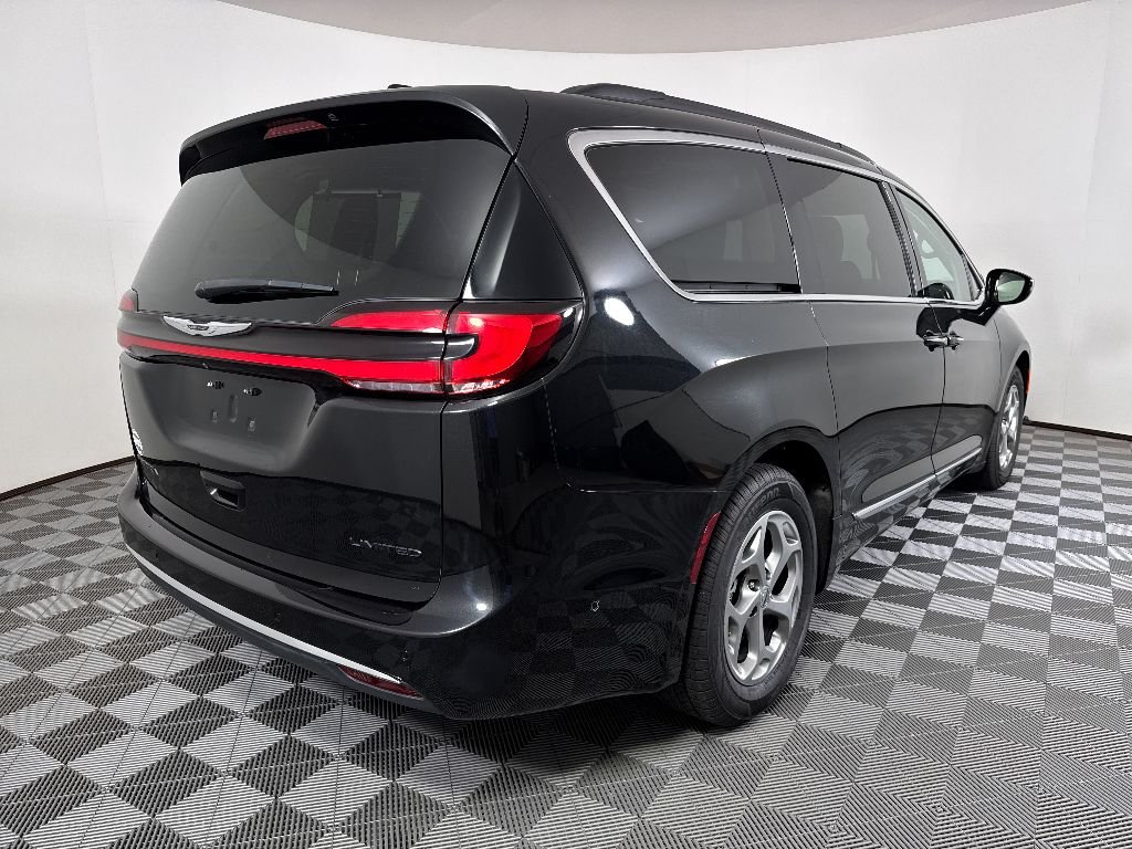 2023 Chrysler Pacifica Limited - Photo 19
