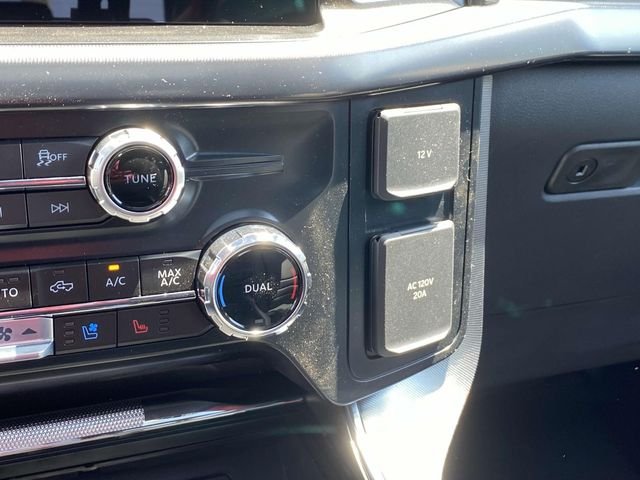 2025 Ford F-150 Platinum - Photo 17