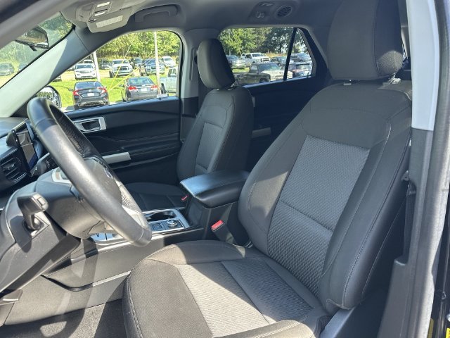 Used 2022 Agate Black Metallic Ford XLT image 22