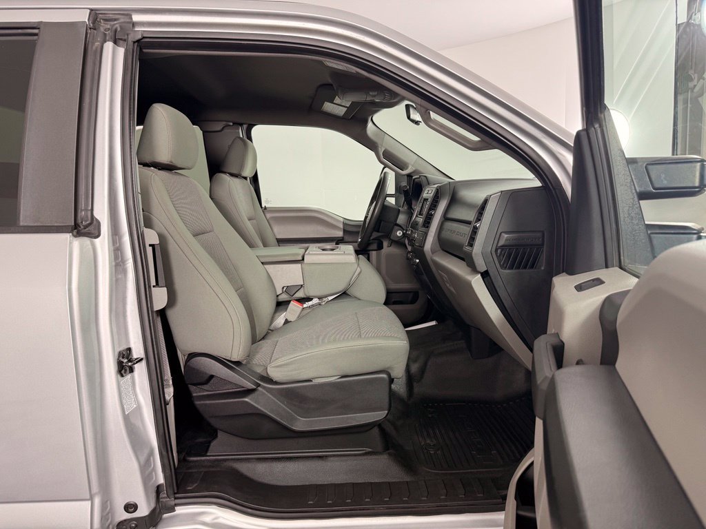 Used 2018 Ingot Silver Ford XL image 15