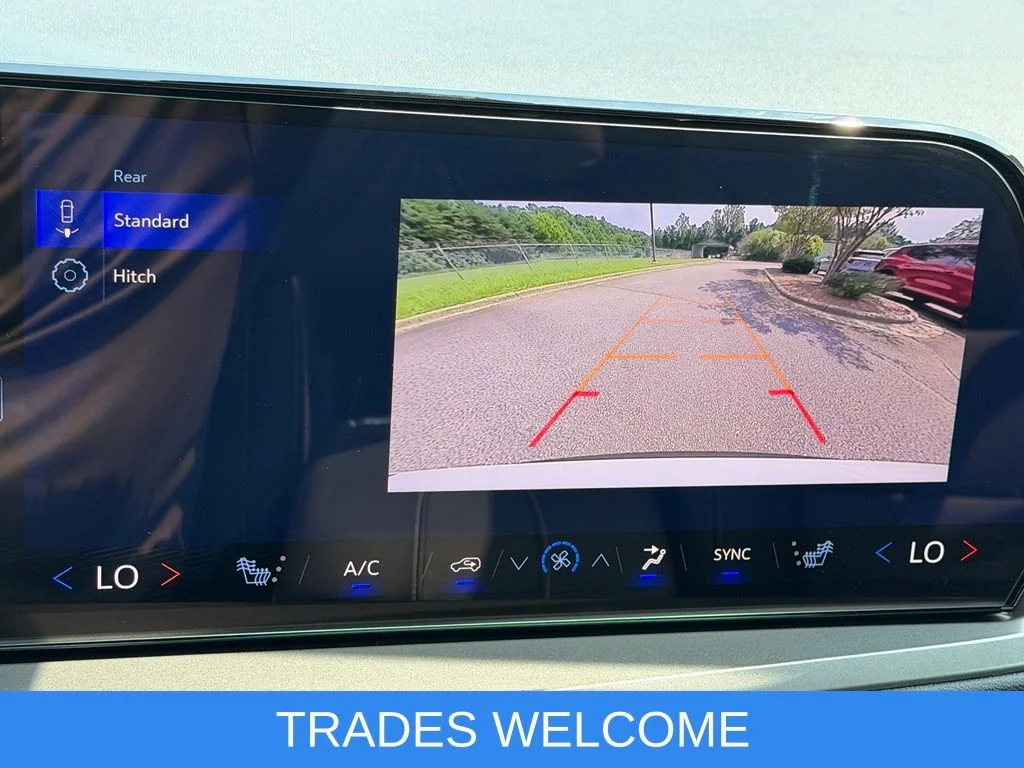 Used 2026 White Chevrolet LT image 10