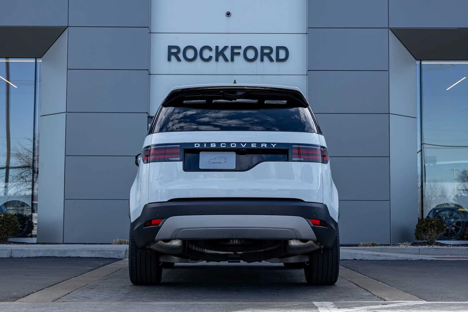 2026 Land Rover Discovery S - Photo 7