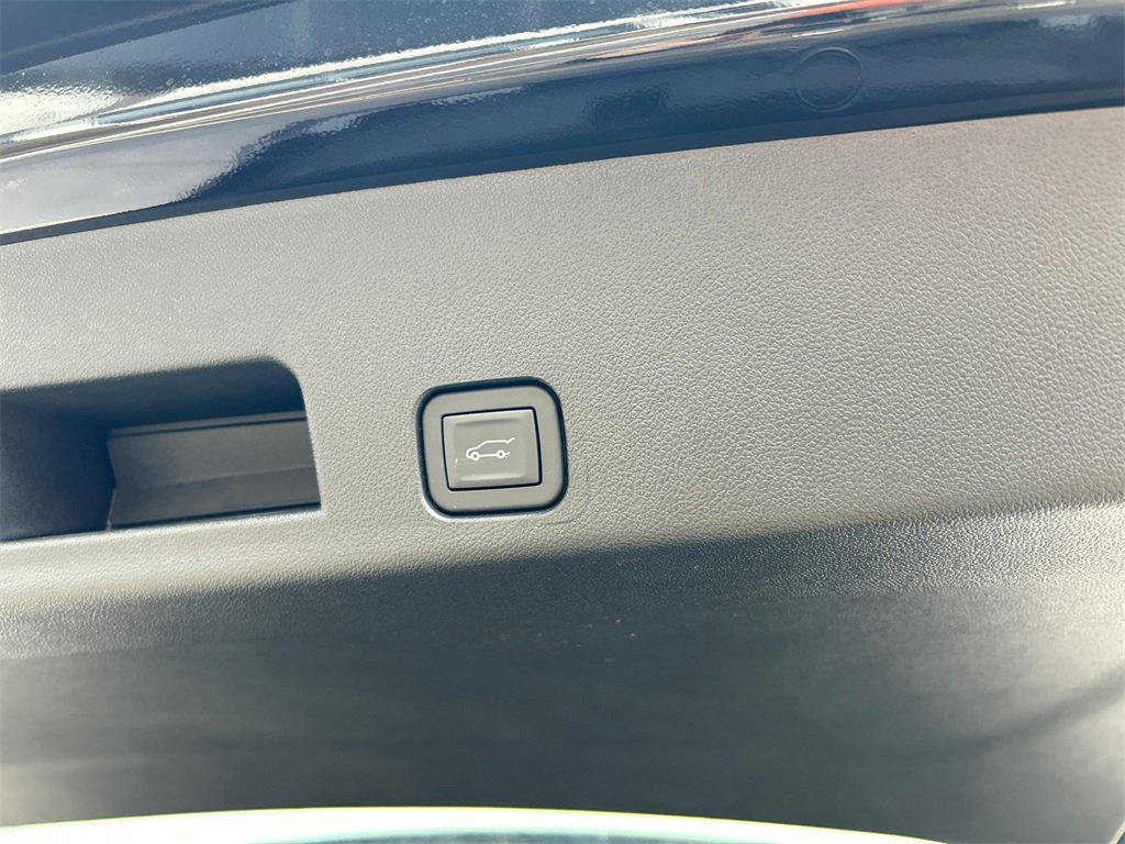 2026 GMC ACADIA - Image 37