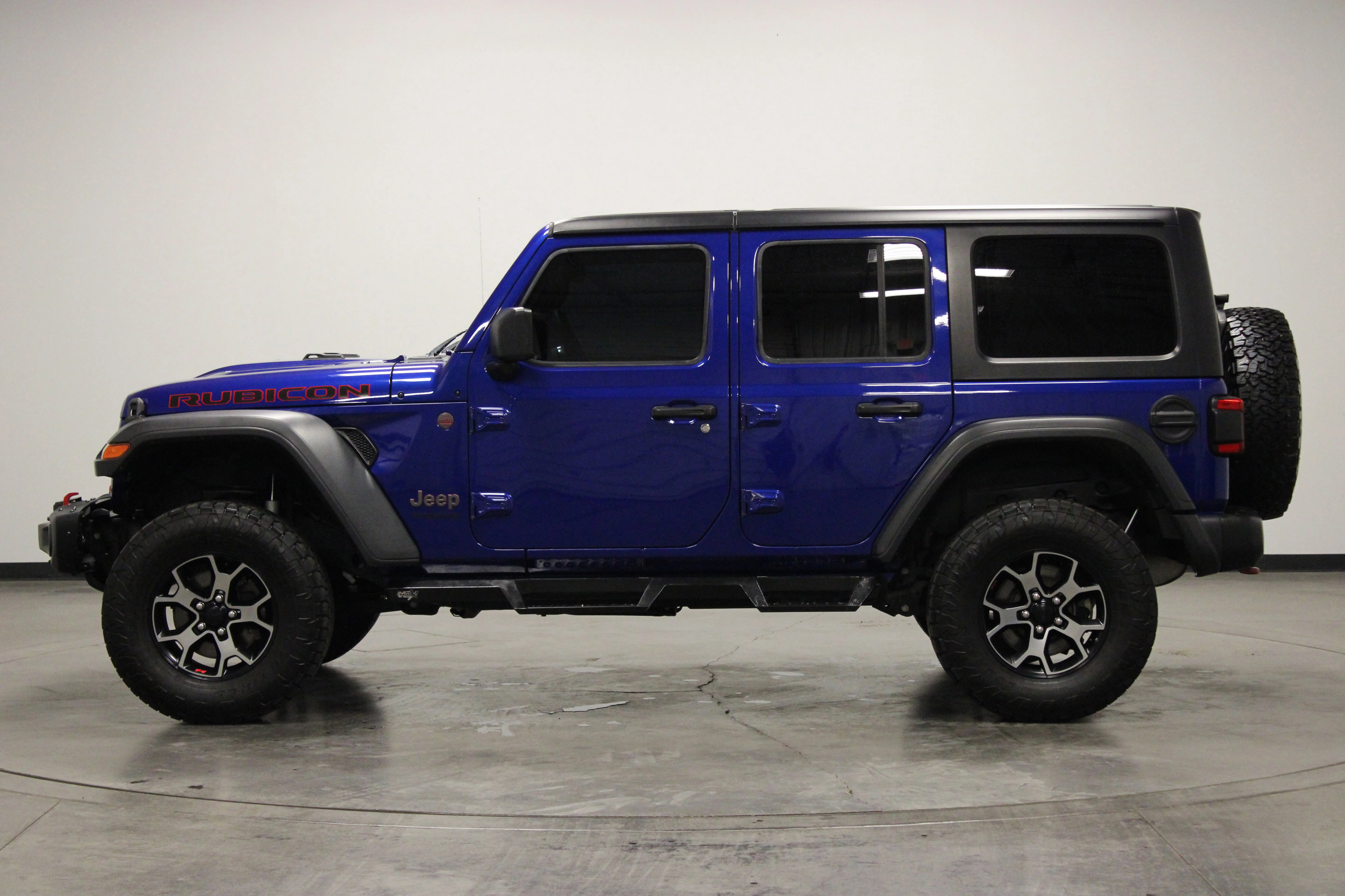 Used 2018 Ocean Blue Metallic Clearcoat Jeep Rubicon image 5