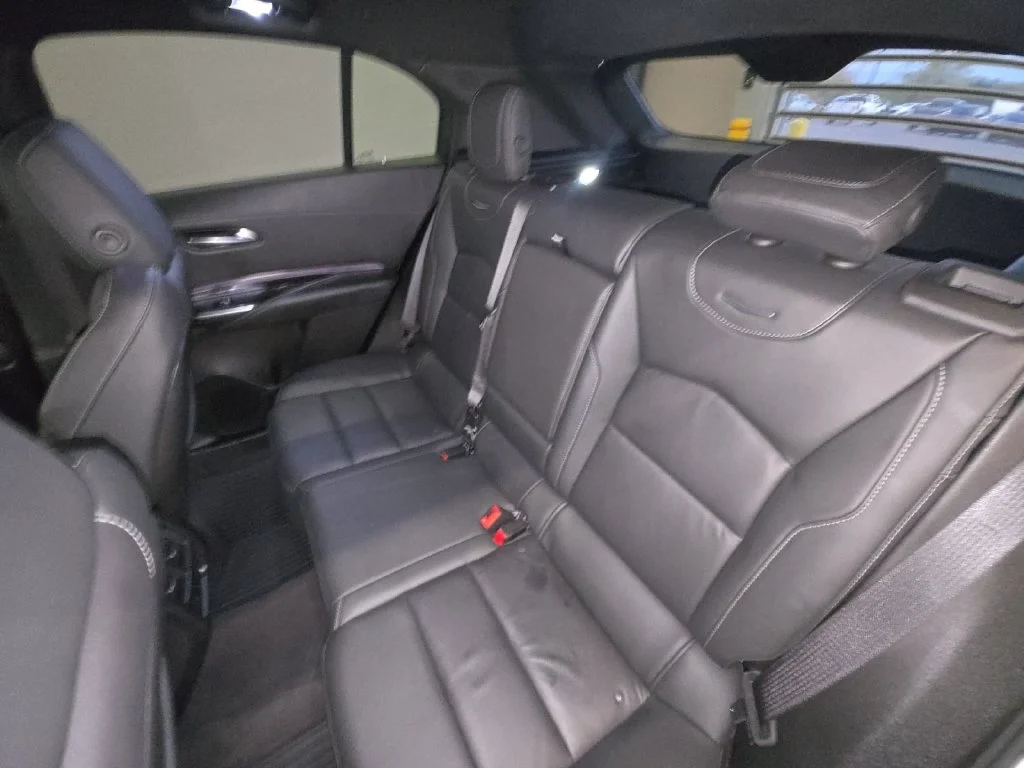 Used 2023 CRYSTAL WHITE TRICOAT Cadillac AWD Luxury image 28