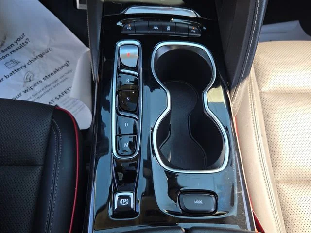 Used 2023 White Buick Essence image 18
