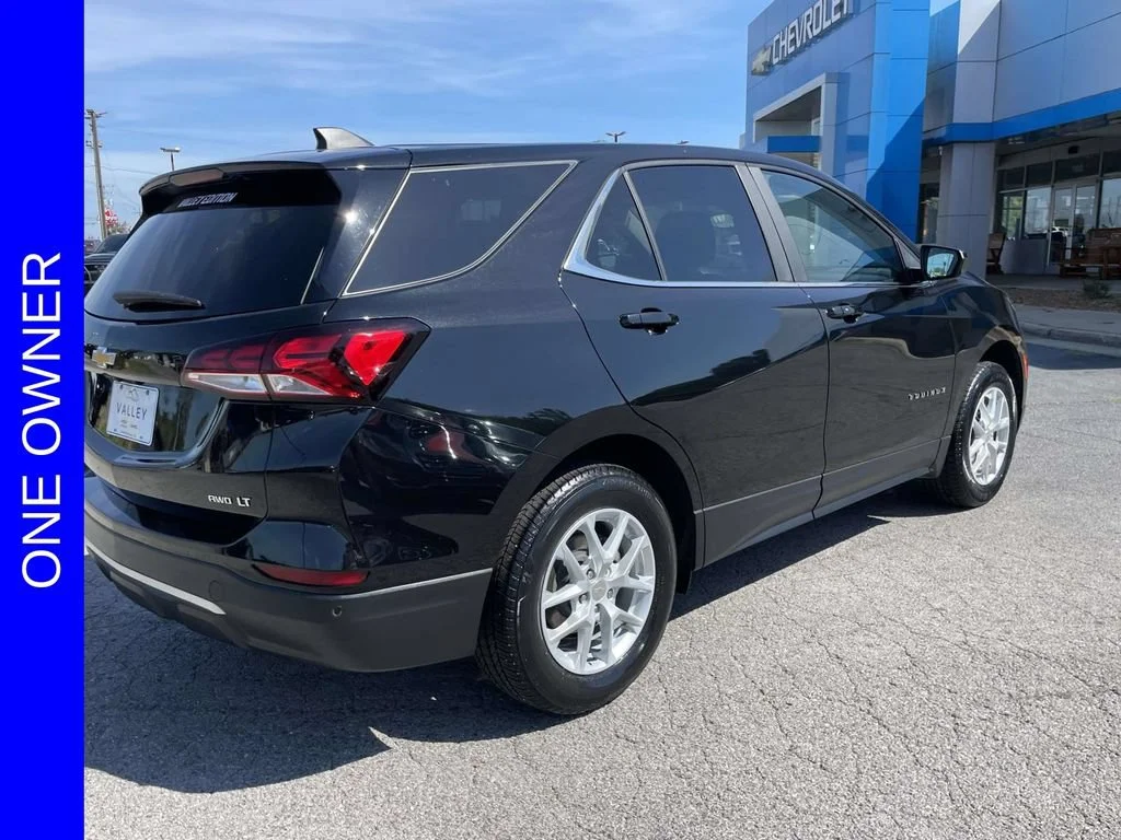 Used 2024 Mosaic Black Metallic Chevrolet LT image 4
