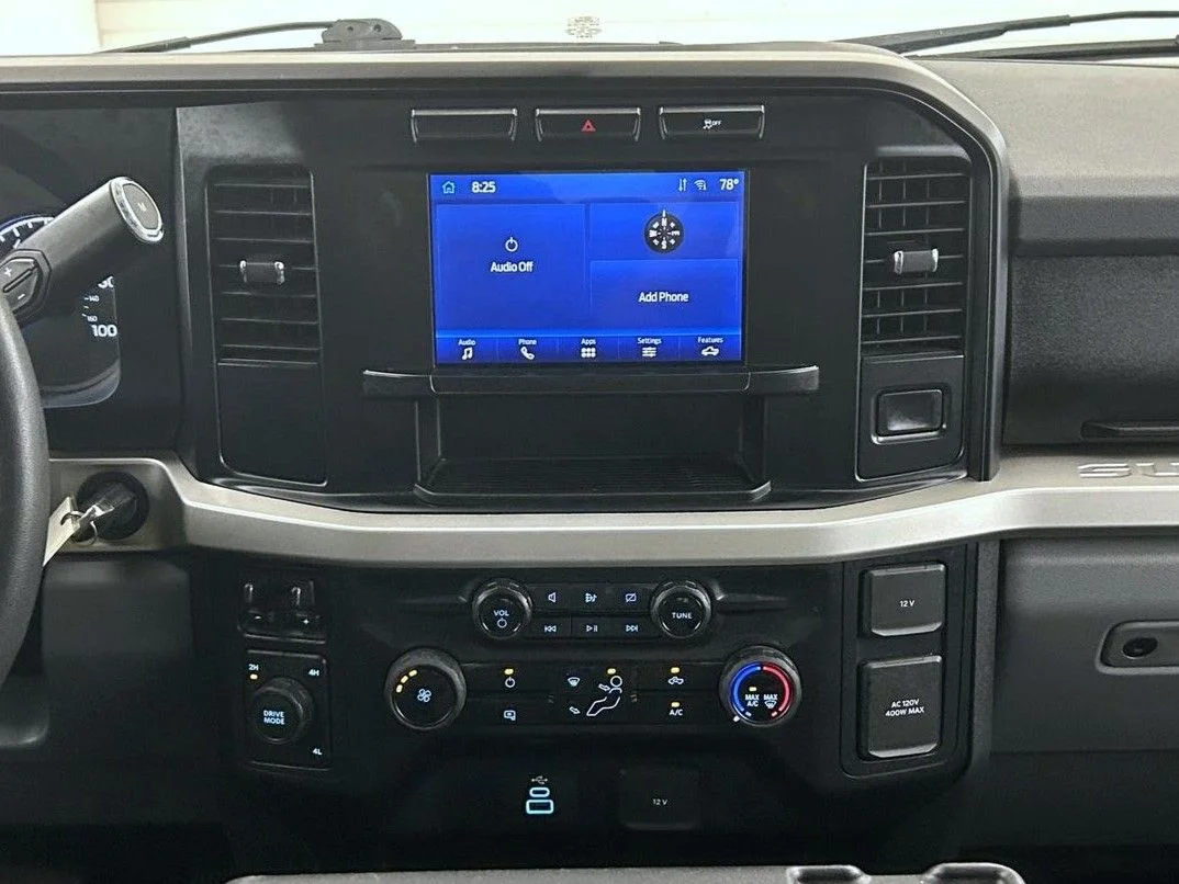 Used 2024 Gray Ford XLT image 12