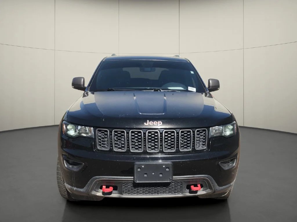 Used 2020 Black Jeep Trailhawk image 2