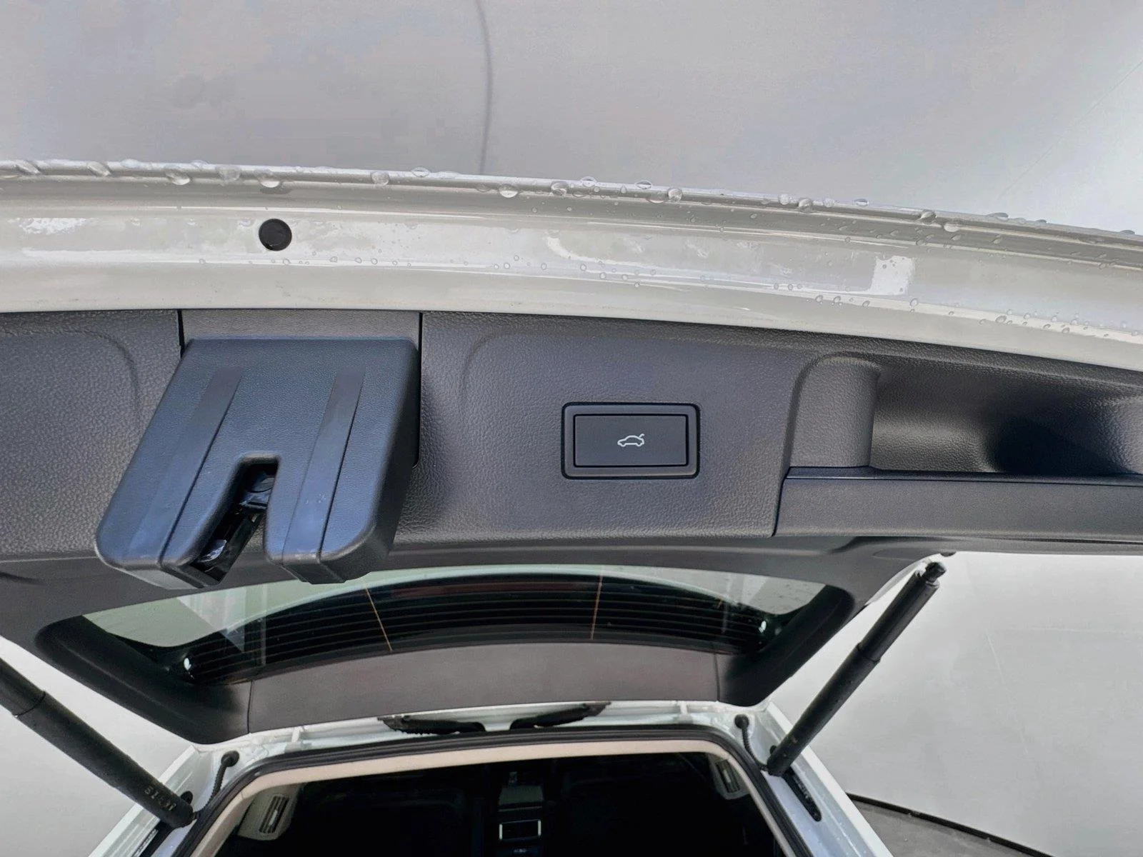 New 2026 WHITE VOLKSWAGEN  image 36