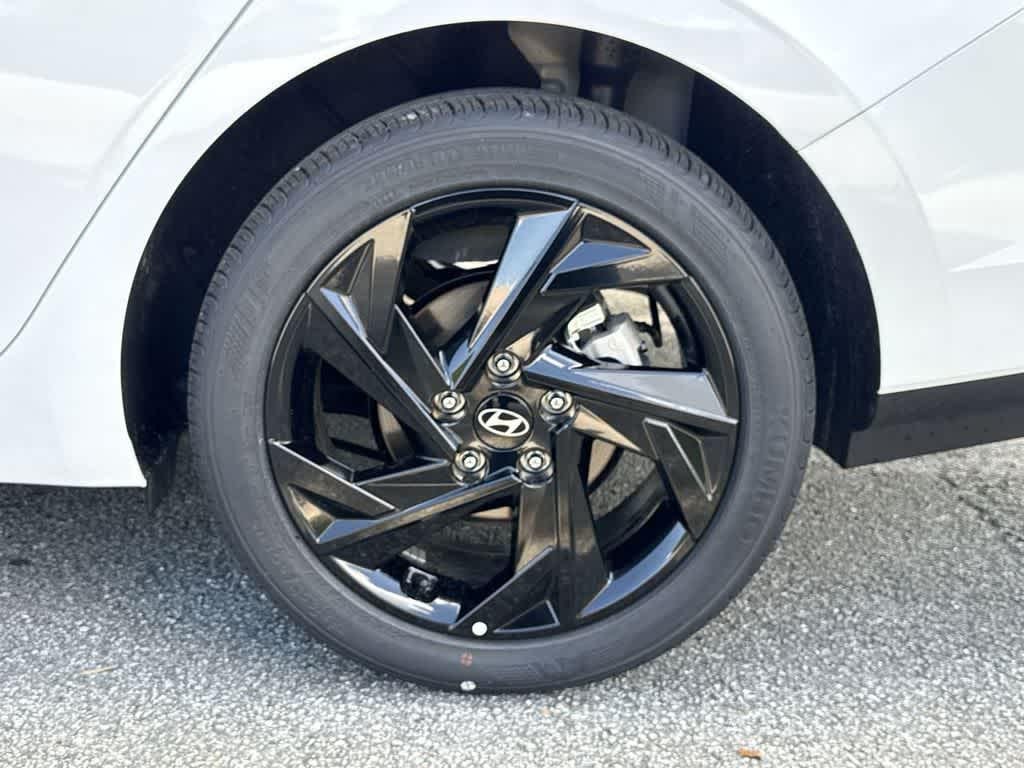 New 2026 Serenity White Hyundai SEL Sport image 11