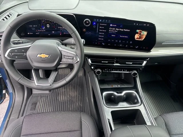 2026 Chevrolet Traverse LT - Photo 13