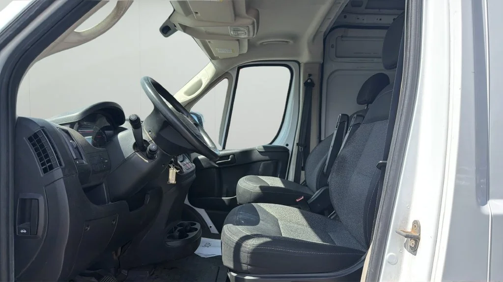 Used 2020 White Ram High Roof image 10