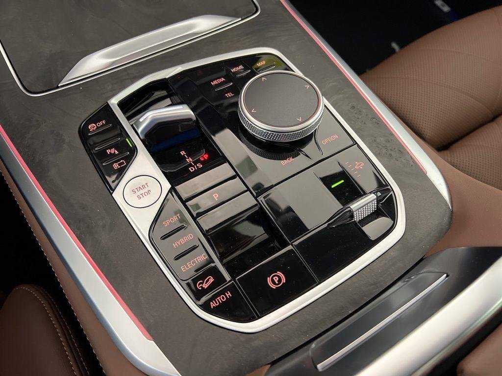 2026 BMW X5 50e - Photo 12