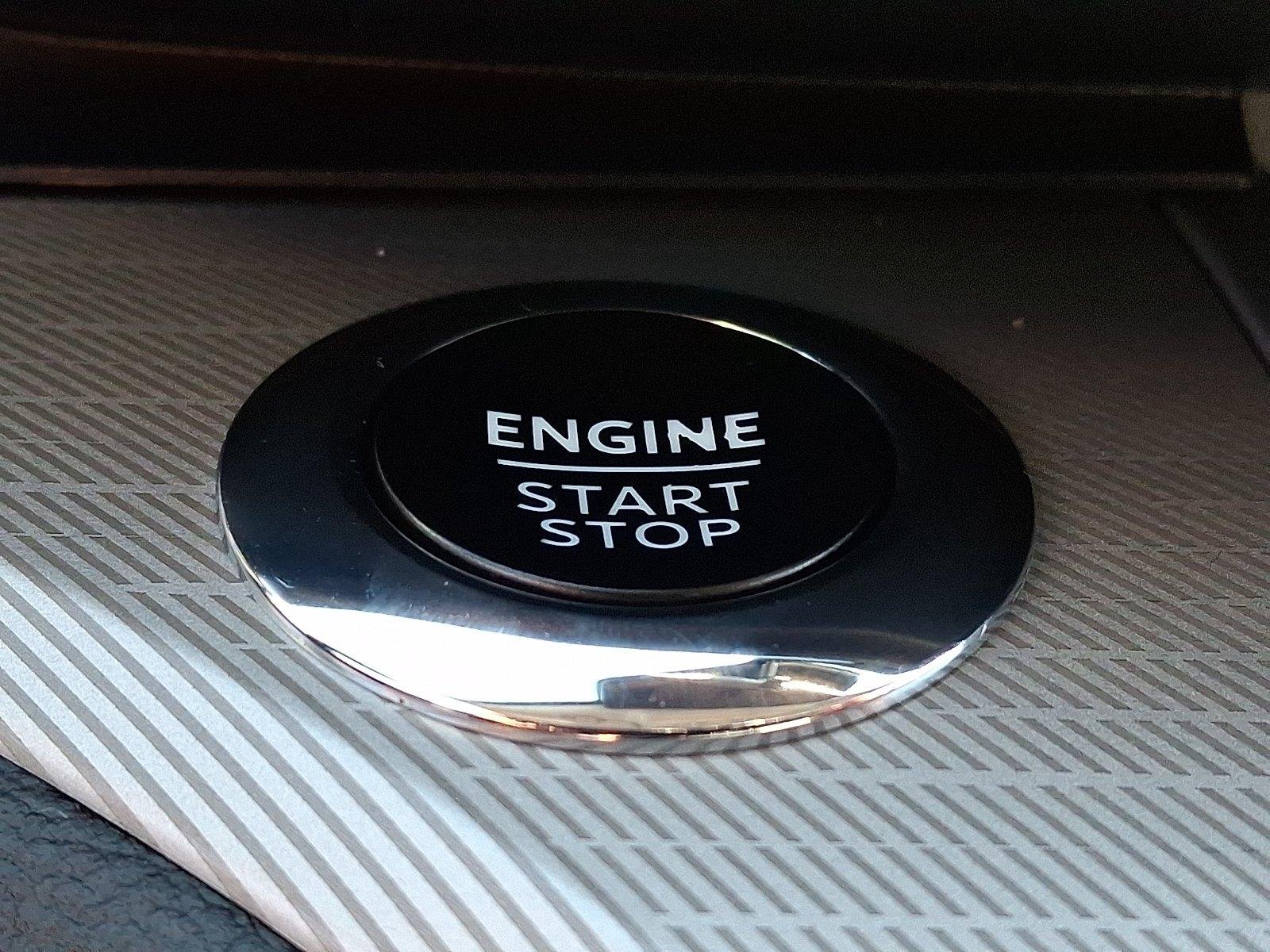 Used 2023 Agate Black Ford XLT image 25
