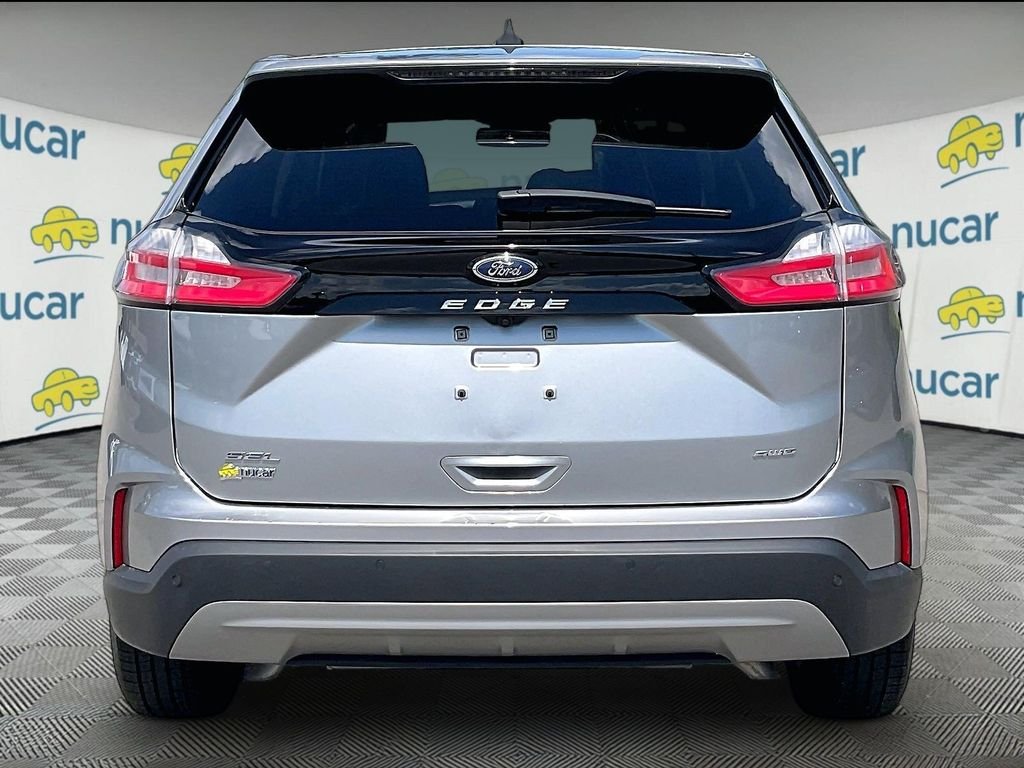Used 2024 Iconic Silver Metallic Ford SEL image 5