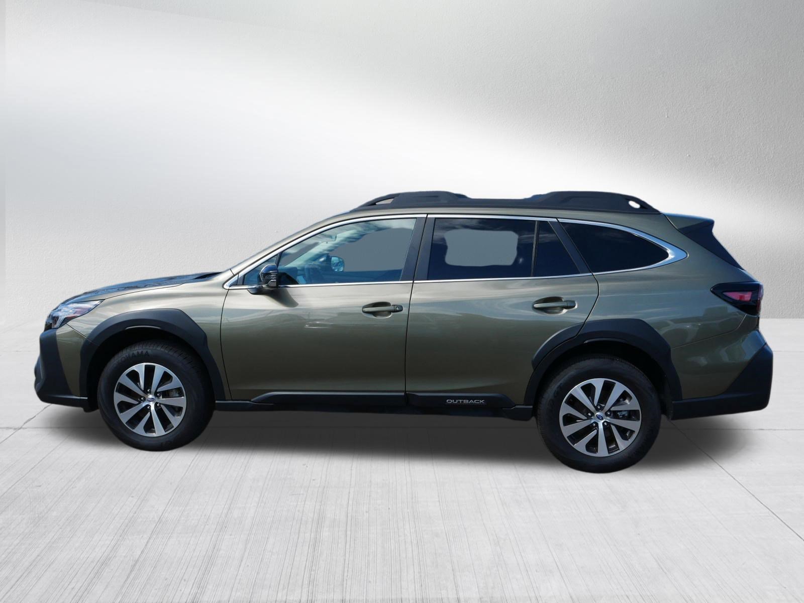 Used 2025 Autumn Green Metallic Subaru Premium image 4