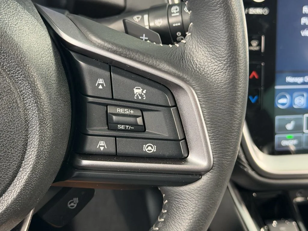 Used 2025 White Subaru Limited image 19