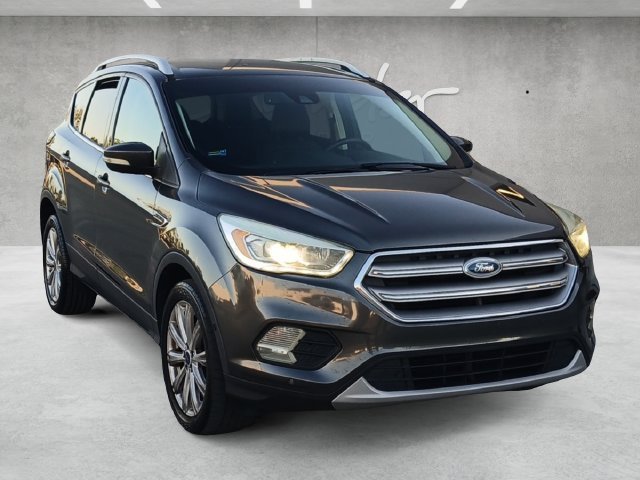 Used 2017 Magnetic Ford Titanium image 2