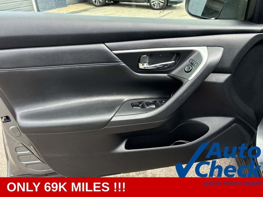Used 2018 Gray Nissan 2.5 SR image 21