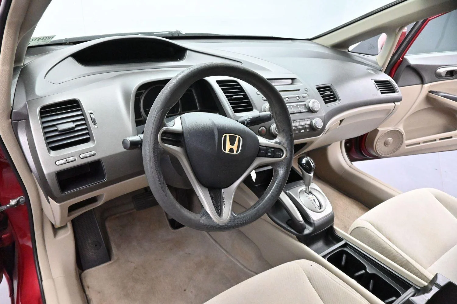 Used 2011 Tango Red Pearl Honda LX image 14