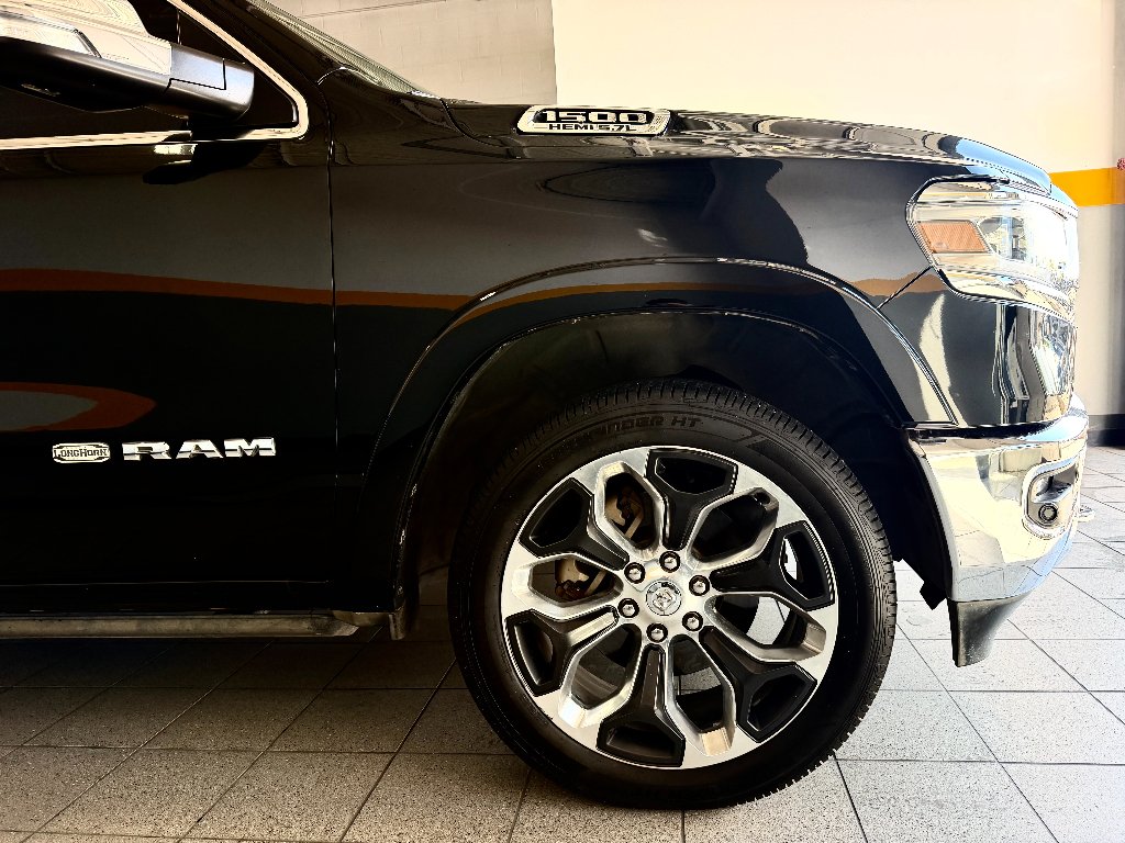 Used 2019 Diamond Black Crystal Pearlcoat Ram Longhorn image 6