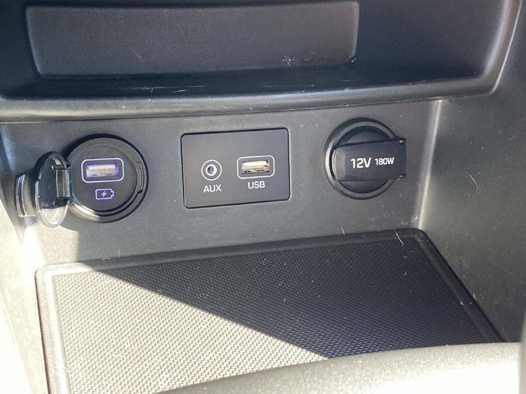 Certified Used 2021 Black Hyundai SEL image 13