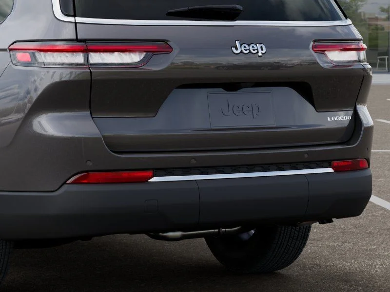 New 2026 Baltic Gray Metallic Clear-Coat Exterior Paint Jeep Laredo image 14