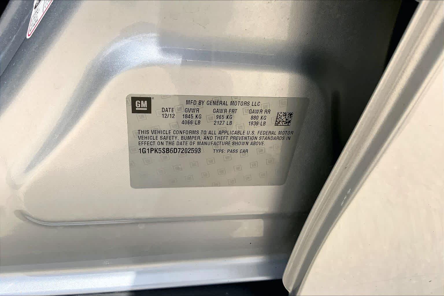 Used 2013 Silver Ice Metallic Chevrolet LT image 35