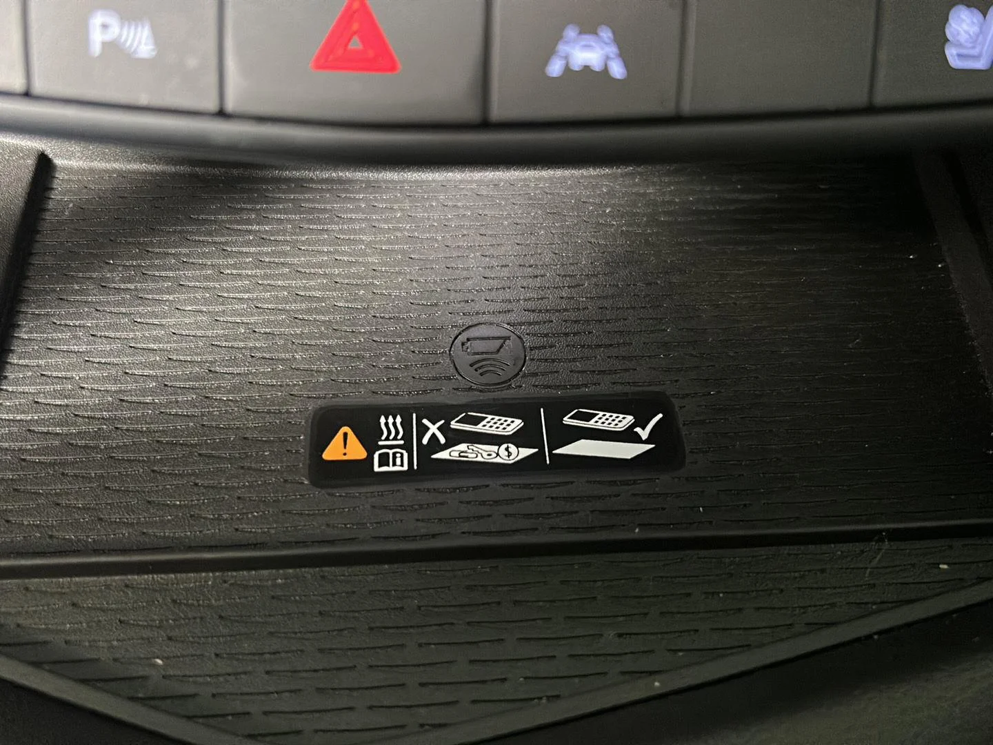 Used 2024 Summit White Cadillac V-Series image 28