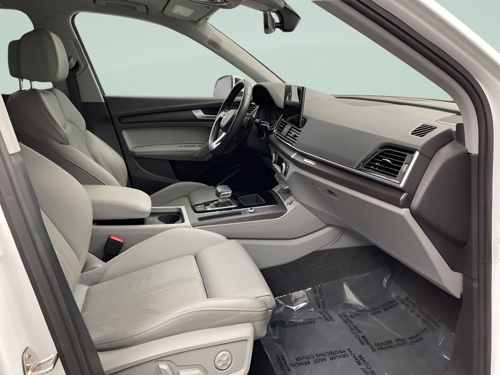 Used 2024 Glacier White Metallic Audi 45 S line Premium Plus image 28