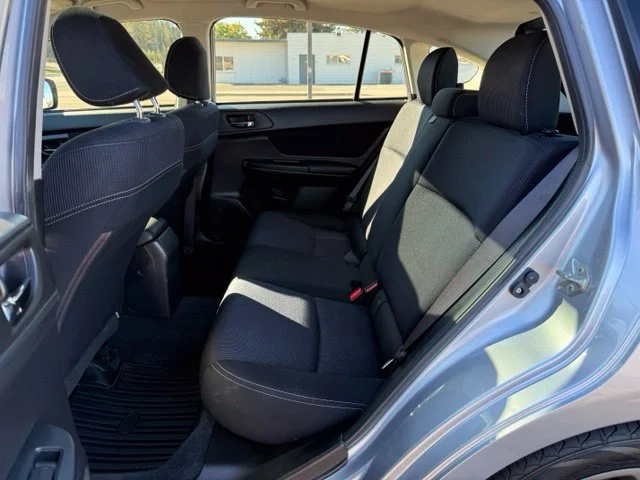Used 2012  Subaru 2.0i Sport Premium image 10