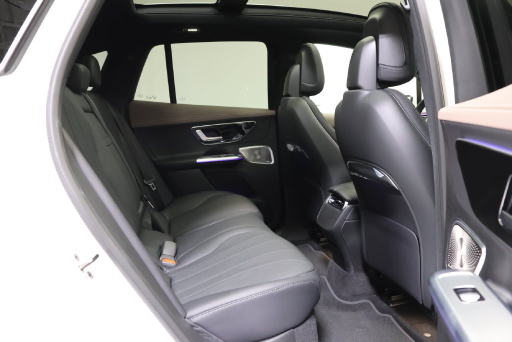 New 2027  Mercedes-Benz 320 SUV image 53