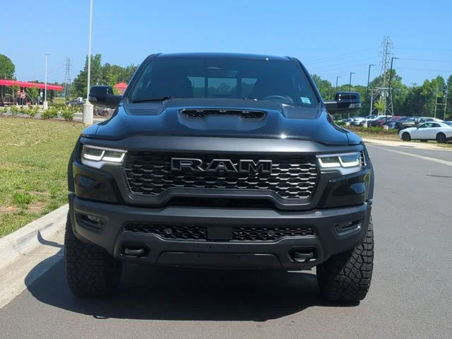 New 2026 Diamond Black Crystal Pearl-Coat Exterior Paint RAM RHO image 16