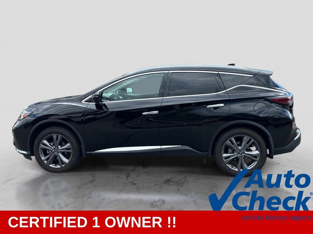 Used 2023 Black Nissan Platinum image 4