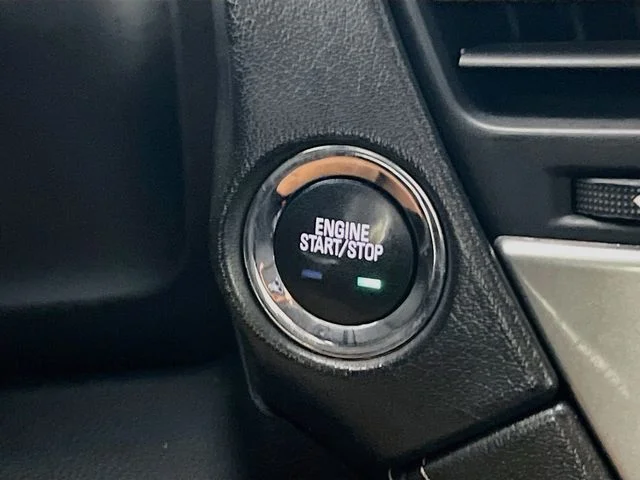 Used 2019 Beige Chevrolet Premier image 16