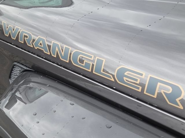 New 2026 Granite Crystal Metallic Clear-Coat Exterior Paint Jeep 85th Anniversary Edition image 22