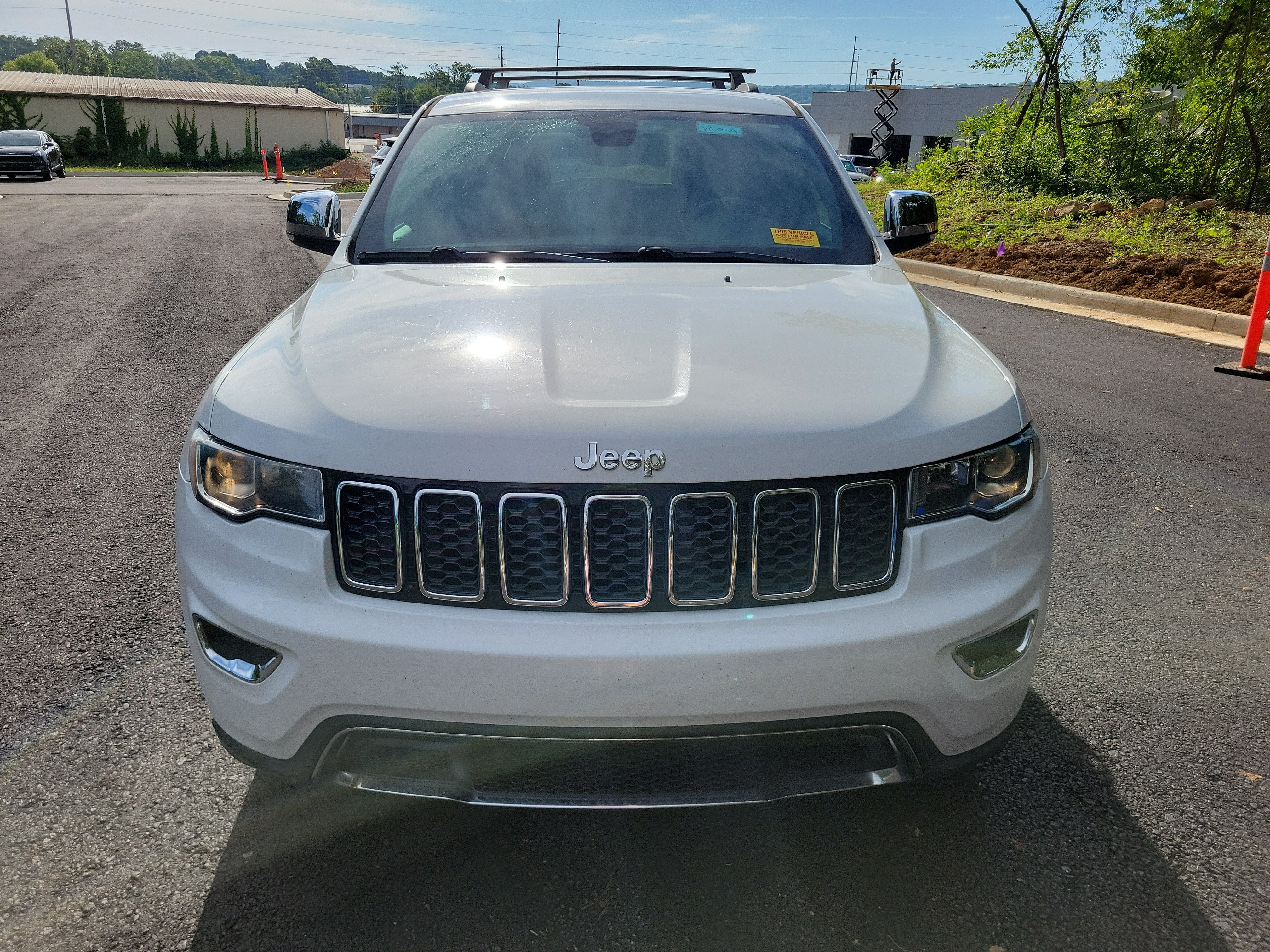 Used 2018 Bright White Clearcoat Jeep Limited image 2